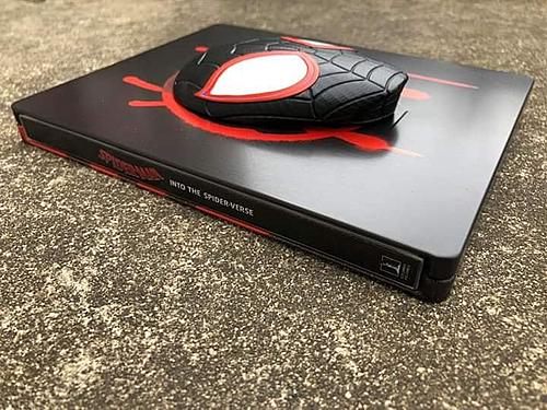 Klicke auf die Grafik für eine vergrößerte Ansicht

Name: Spider-man-Into-Spider-verse-steelbook-10.jpg
Ansichten: 123
Größe: 74,3 KB
ID: 84373