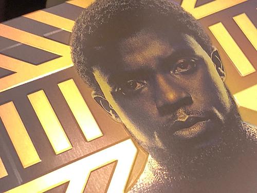 Klicke auf die Grafik für eine vergrößerte Ansicht  Name: Black-Panther-steelbook-zavvi-3.jpg Ansichten: 1 Größe: 142,1 KB ID: 115017