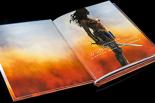 Klicke auf die Grafik für eine vergrößerte Ansicht

Name: fotografias-del-digibook-de-wonder-woman-en-blu-ray-3d-y-2d-original10.jpg
Ansichten: 153
Größe: 128,7 KB
ID: 126114