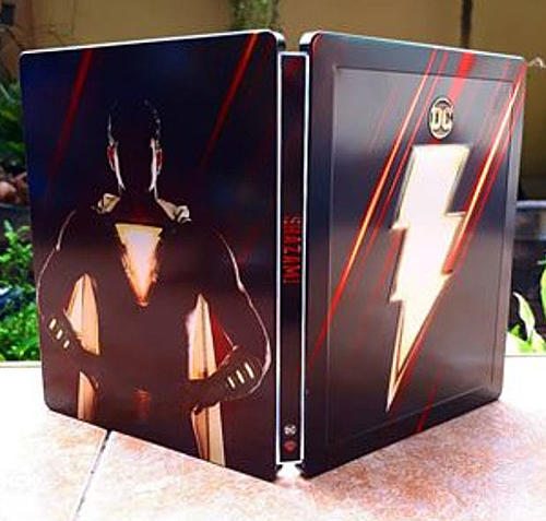 Klicke auf die Grafik für eine vergrößerte Ansicht

Name: Shazam-steelbook-7.jpg
Ansichten: 187
Größe: 51,0 KB
ID: 128914