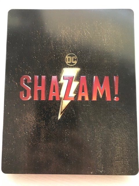 Klicke auf die Grafik für eine vergrößerte Ansicht

Name: Shazam-steelbook-fnac-4.jpg
Ansichten: 25
Größe: 83,9 KB
ID: 132038