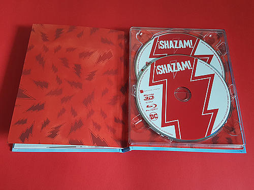 Klicke auf die Grafik für eine vergrößerte Ansicht

Name: shazam 19.jpg
Ansichten: 96
Größe: 238,9 KB
ID: 136622