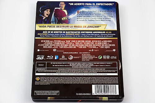 Klicke auf die Grafik für eine vergrößerte Ansicht

Name: fotografias-del-steelbook-de-shazam-en-blu-ray-3d-original.jpg
Ansichten: 76
Größe: 209,6 KB
ID: 142716