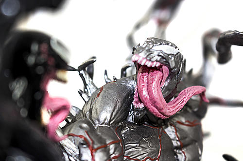 Klicke auf die Grafik für eine vergrößerte Ansicht

Name: Venom 22.jpg
Ansichten: 143
Größe: 120,4 KB
ID: 142768