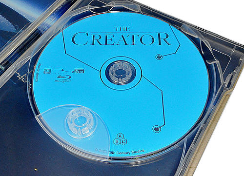 Klicke auf die Grafik für eine vergrößerte Ansicht

Name: fotografias-del-steelbook-de-the-creator-en-uhd-4k-y-blu-ray-original (10).jpg
Ansichten: 41
Größe: 300,0 KB
ID: 406473