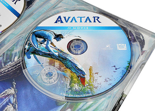 Klicke auf die Grafik für eine vergrößerte Ansicht

Name: fotografias-del-steelbook-de-avatar-en-uhd-4k-y-blu-ray-original (10).jpg
Ansichten: 43
Größe: 320,0 KB
ID: 408443